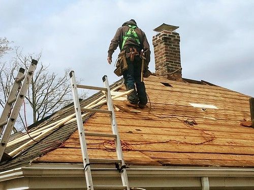 local roofer local contractor